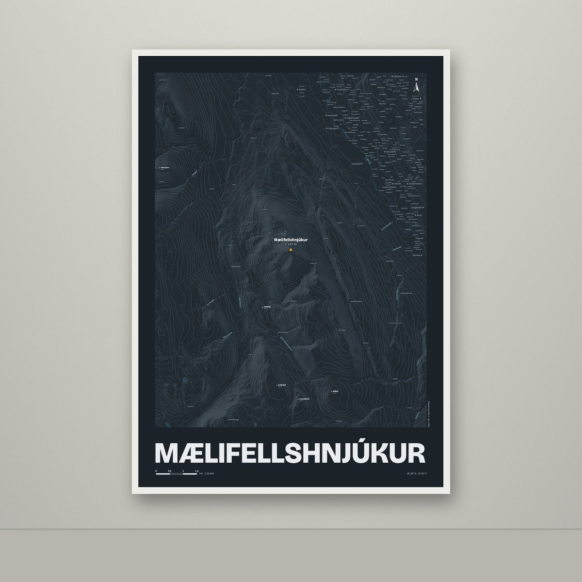 Mælifellshnjúkur – Nótt, okkurgulur